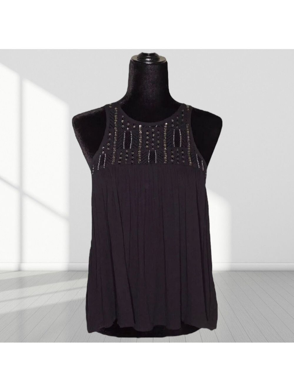 Hollister Black Lace Crochet Sleeveless Babydoll Top Size S Boho Flowy Blouse - Picture 4 of 9